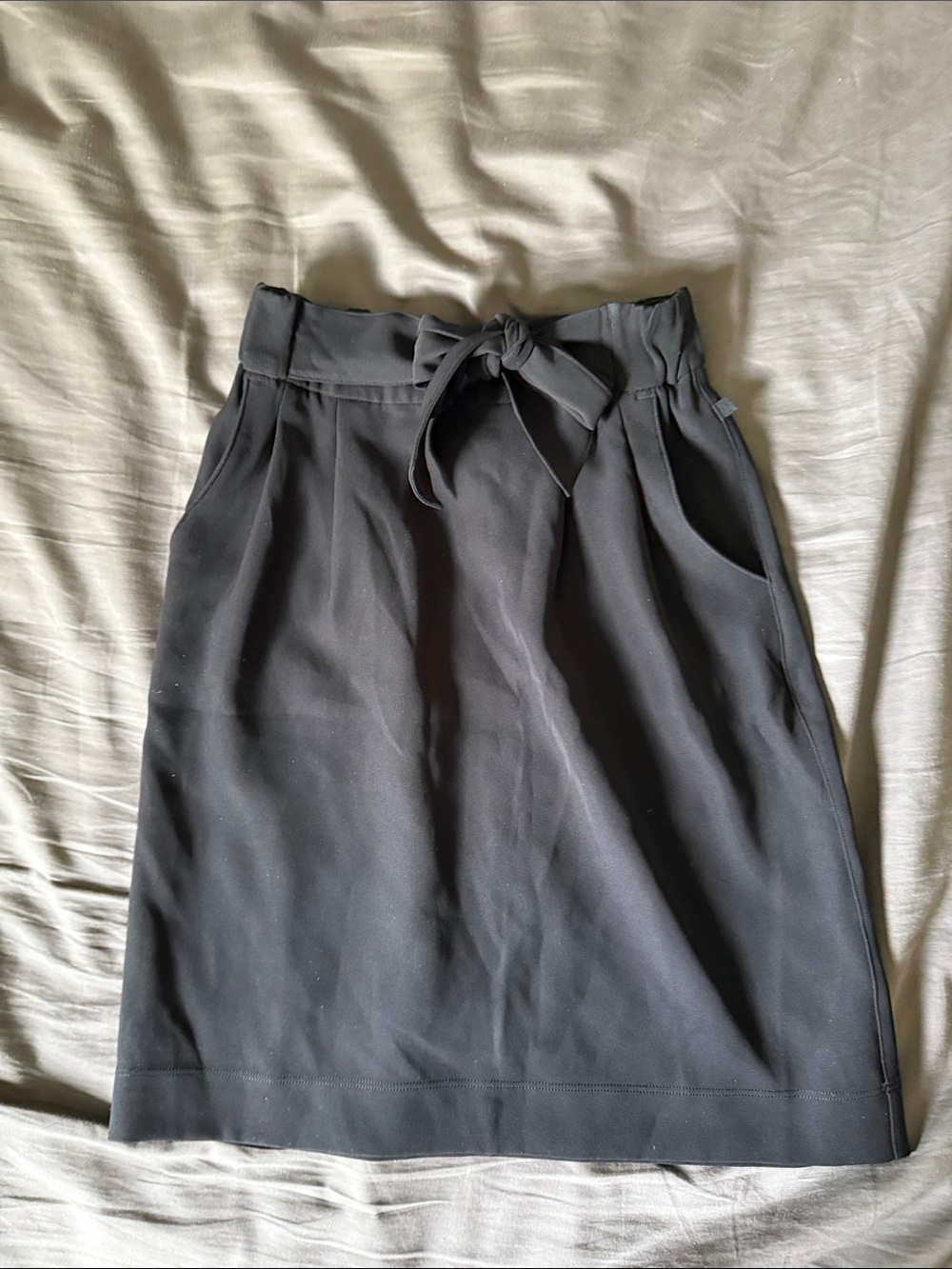 lululemon athletica Black Tie-Waist Midi Skirt
